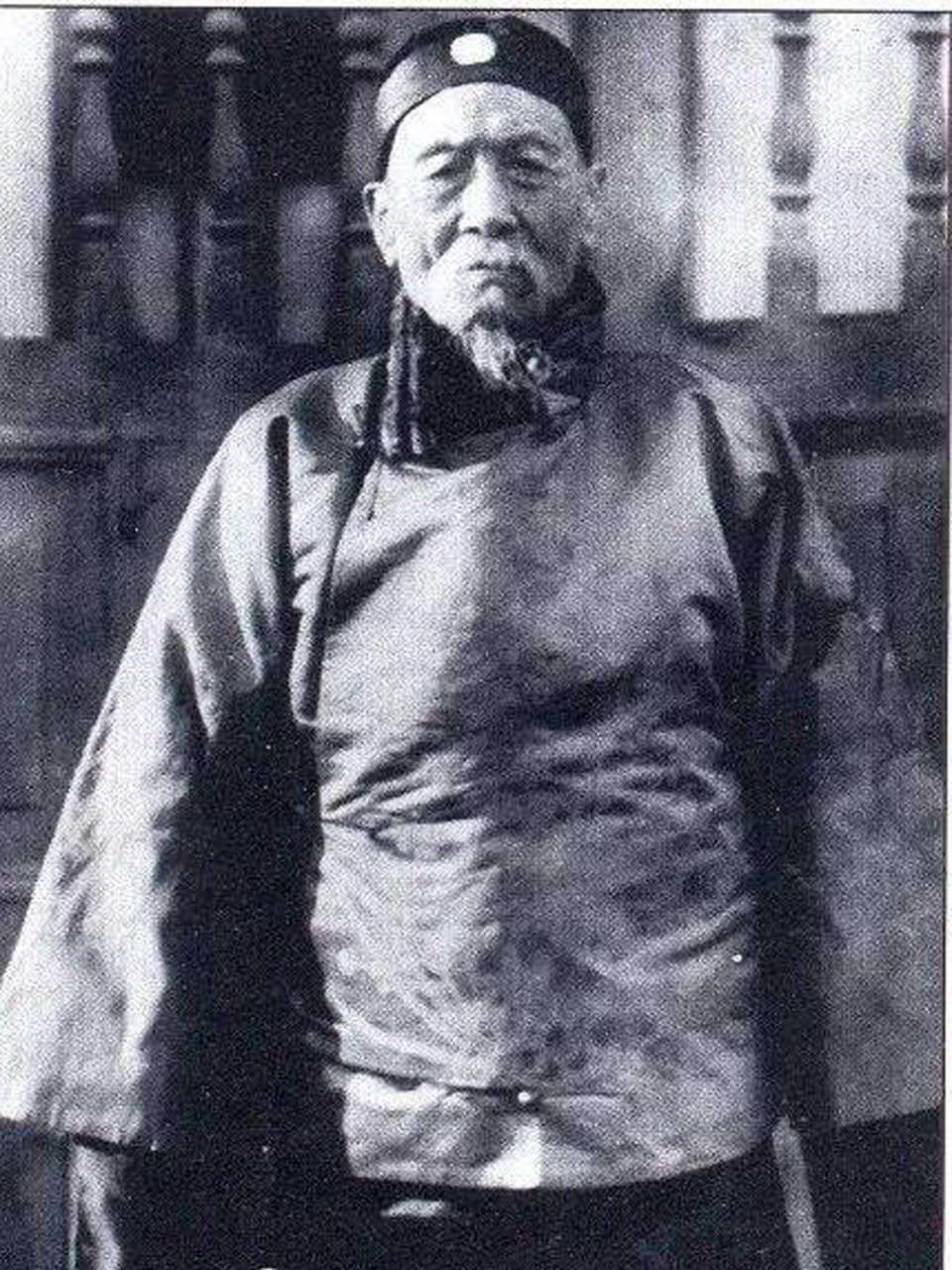 孙菊仙（照片2）